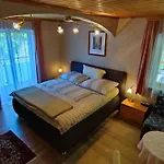 Ferienparadies Gutounik Aparthotel Pörtschach am Wörthersee