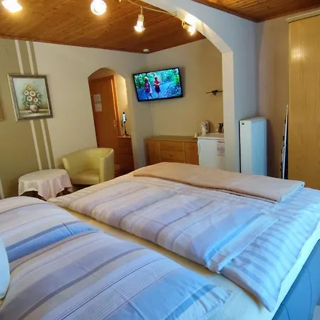 מלון דירות Ferienparadies Gutounik Pörtschach am Wörthersee