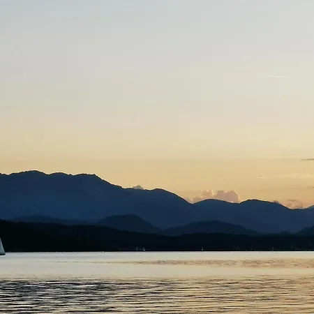 Ferienparadies Gutounik شقة فندقية 4*