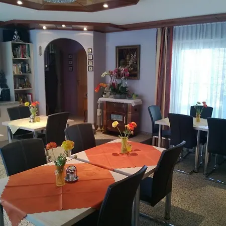 شقة فندقية Ferienparadies Gutounik 4*