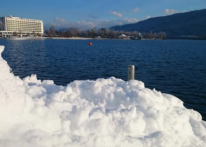 Ferienparadies Gutounik Aparthotel Portschach am Woerthersee